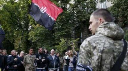 Украина стоит на грани расчленения