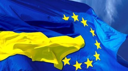 ЕС не собирается отменять визы для Украины до конца года