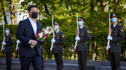 Разговоры вместо мира: Зеленский снова хочет изменить «нормандский формат» Разговоры вместо мира: Зеленский снова хочет изменить «нормандский формат»