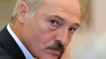 Лукашенко верит в единую валюту с Россией Лукашенко верит в единую валюту с Россией