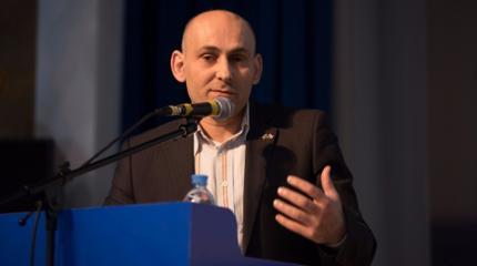 Ваддах Ал-Джунди: Скоро мы увидим, на чью сторону встал Эрдоган Ваддах Ал-Джунди: Скоро мы увидим, на чью сторону встал Эрдоган