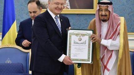 Дипломатический туризм Порошенко, или Внешнеполитическая многоходовка