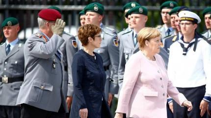 Германия проснулась: Евросоюз начал избавляться от "крыши" США Германия проснулась: Евросоюз начал избавляться от "крыши" США