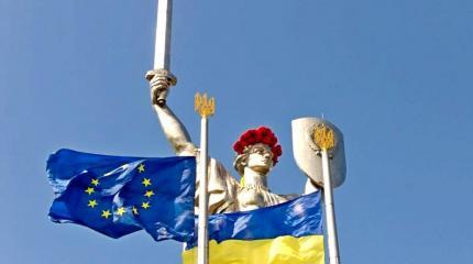 Наступление ВСУ может стать последним толчком к распаду Украины Наступление ВСУ может стать последним толчком к распаду Украины