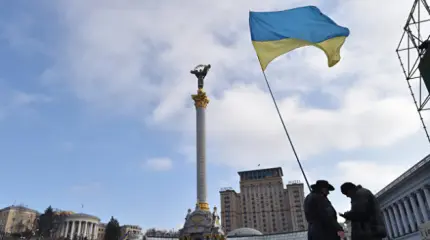 Деньги на ветер: СМИ раскрыли, во сколько Киеву обойдется дружба с Трампом Деньги на ветер: СМИ раскрыли, во сколько Киеву обойдется дружба с Трампом