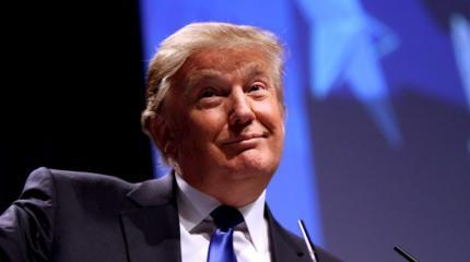 Трамп запретил чиновникам лоббировать интересы других государств Трамп запретил чиновникам лоббировать интересы других государств