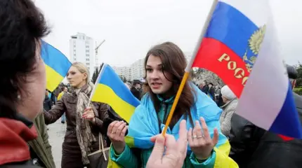 «Пусть будет мир, хоть русский»: мнение киевлян о Донбассе «Пусть будет мир, хоть русский»: мнение киевлян о Донбассе