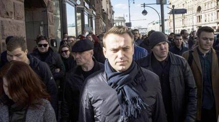 Навальный: часть плана по транзиту власти или проект силовиков?