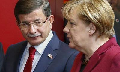 Сев в лужу, Меркель пресмыкается перед турецкими лидерами