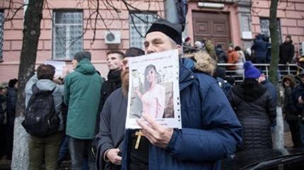 Украинцы шокированы беззаконием в стране: «Это плевок в лицо всем нам» Украинцы шокированы беззаконием в стране: «Это плевок в лицо всем нам»