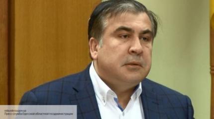 Саакашвили в образе Кисы Воробьянинова: подайте бывшему чиновнику Саакашвили в образе Кисы Воробьянинова: подайте бывшему чиновнику