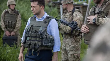 Стратегия Москвы заставила Зеленского изменить свою позицию по Донбассу Стратегия Москвы заставила Зеленского изменить свою позицию по Донбассу