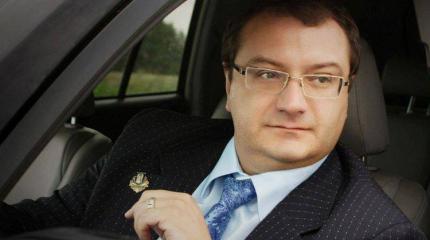 За что погиб адвокат задержанных на Украине россиян? За что погиб адвокат задержанных на Украине россиян?