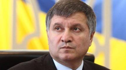 Доллар по 70, или Аваков как самый яркий пример «бонапартизма» киевской власти