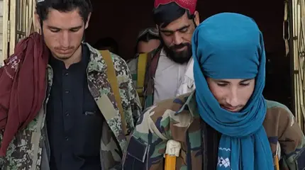 Зачем Германия самолетами завозит к себе афганцев