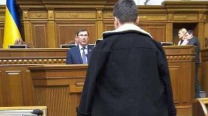 Балаган абсурда: тюрьма для Героя Украины