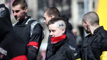 «Пласт» и «Валькирия»: украинских детей делают головорезами за госсчёт