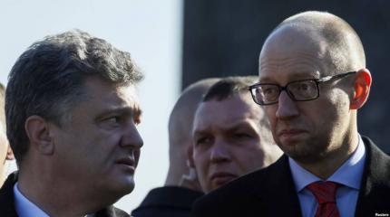 Кто, если не Сеня: Порошенко решает проблему «сбитого летчика» Кто, если не Сеня: Порошенко решает проблему «сбитого летчика»