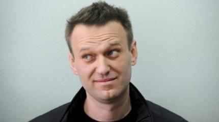 Навальный сбежал с дочерью в США, сняв с биткоин-кошелька семь миллионов Навальный сбежал с дочерью в США, сняв с биткоин-кошелька семь миллионов