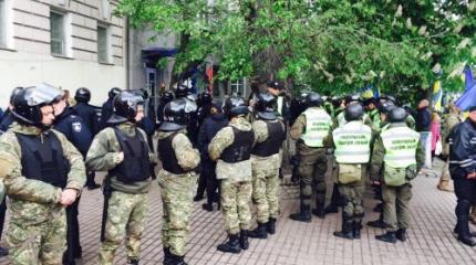 Полицейская честь или расчетливая подлость Авакова