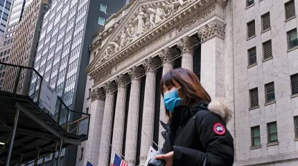 Раскол Запада из-за коронавируса: США обвинили в "грязной игре" Раскол Запада из-за коронавируса: США обвинили в "грязной игре"