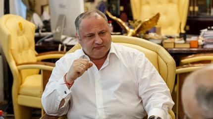Чиновник Матаев, избивший девушку на Арбате, может остаться безнаказанным Чиновник Матаев, избивший девушку на Арбате, может остаться безнаказанным