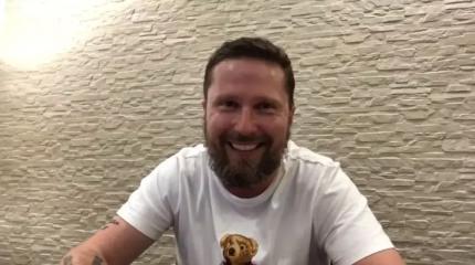 Шарий расшифровал речь Зеленского с просьбой отстранить его от власти Шарий расшифровал речь Зеленского с просьбой отстранить его от власти