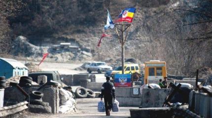 Жителей ДНР с украинскими паспортами начали отлавливать в Донбассе Жителей ДНР с украинскими паспортами начали отлавливать в Донбассе