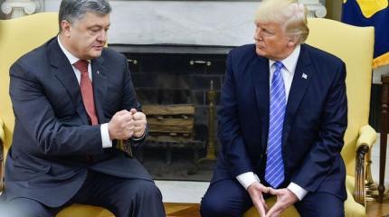 Украинцы подняли на смех «руку» Порошенко после его встречи с Трампом