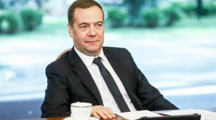 Транзит власти-2024: Кандидат № 1 путает карты Кремлю Транзит власти-2024: Кандидат № 1 путает карты Кремлю