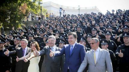 Евродемократия: Саакашвили требует тюрьмы для полицейских Евродемократия: Саакашвили требует тюрьмы для полицейских