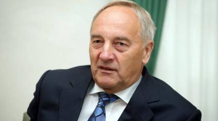 Президент Латвии внезапно призвал к тесному сотрудничеству с Россией Президент Латвии внезапно призвал к тесному сотрудничеству с Россией