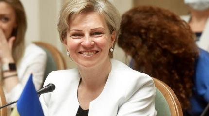 Люба Непоп, посол Киева, объяснила Венгрии, как надо Украину любить Люба Непоп, посол Киева, объяснила Венгрии, как надо Украину любить