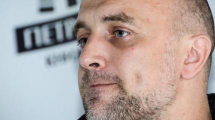 Захар Прилепин: «Западные СМИ либо антироссийские, либо русофобские» Захар Прилепин: «Западные СМИ либо антироссийские, либо русофобские»