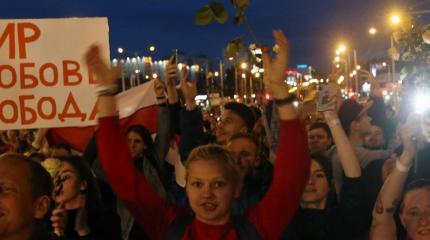 Люксембург назвал "государственным терроризмом" происходящее в Белоруссии