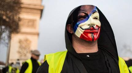 «Вкалывай, потребляй, молчи»: какие «жилеты» придут на смену желтым «Вкалывай, потребляй, молчи»: какие «жилеты» придут на смену желтым