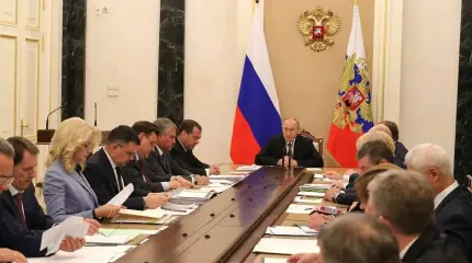 Упрек Медведеву: Путин просит правительство ускорить реализацию нацпроектов Упрек Медведеву: Путин просит правительство ускорить реализацию нацпроектов