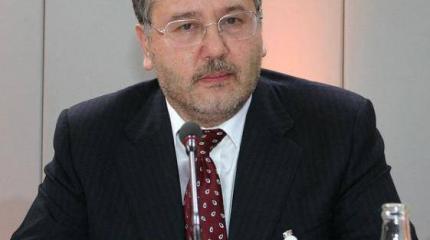 Гриценко: Дифирамбы ни к чему, Байден привез два жестких условия от США Гриценко: Дифирамбы ни к чему, Байден привез два жестких условия от США