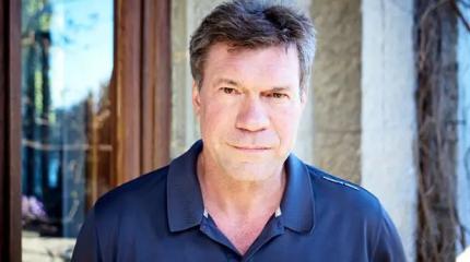 Царев: «Идея обстрелять наши военные аэродромы из фур пришла из США» Царев: «Идея обстрелять наши военные аэродромы из фур пришла из США»