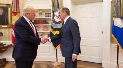 Independent: Трамп не сливал русским информацию, а просто красовался Independent: Трамп не сливал русским информацию, а просто красовался