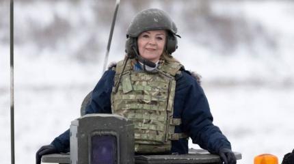 Трасс демонстрирует вырожденчество дипломатии Трасс демонстрирует вырожденчество дипломатии
