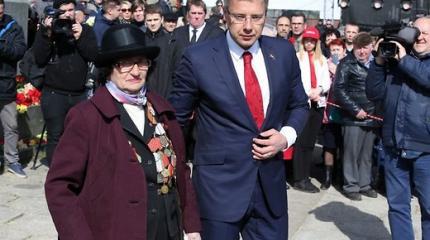 Мэр Риги Ушаков: город гордится, что рижане отмечают победу над нацизмом Мэр Риги Ушаков: город гордится, что рижане отмечают победу над нацизмом