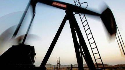Иран попросил Саудовскую Аравию помочь остановить падение цен на нефть Иран попросил Саудовскую Аравию помочь остановить падение цен на нефть