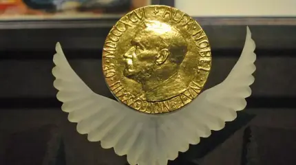 Нобелевскую премию мира Запад вручил «своему парню» Нобелевскую премию мира Запад вручил «своему парню»