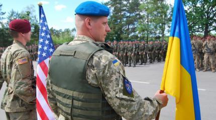Украина вместе с НАТО готовится к континентальной войне с Россией Украина вместе с НАТО готовится к континентальной войне с Россией