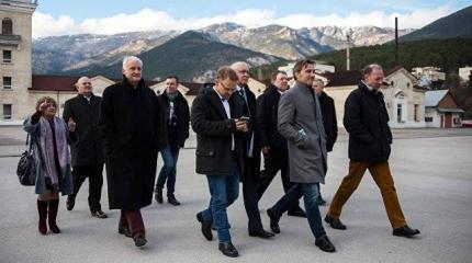 Хельмут Цайфельд посоветовал украинскому послу поучиться дипломатии