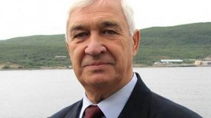 Зиланов: новая Конституция запретила Кремлю сдавать японцам Курилы Зиланов: новая Конституция запретила Кремлю сдавать японцам Курилы