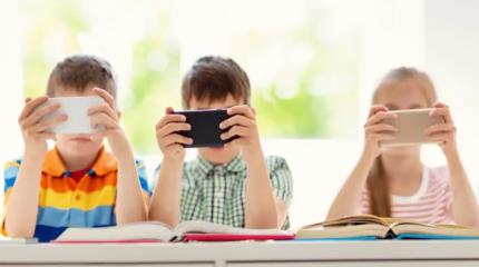 Под ширмой «народного интернета» либералы протаскивают глобальную цензуру