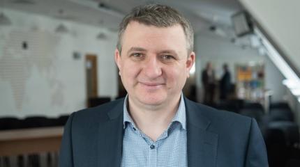 Романенко: Порошенко предпринял безумный маневр при «полной заднице»