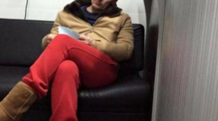 Песков реализует цветовую дифференциацию штанов Песков реализует цветовую дифференциацию штанов